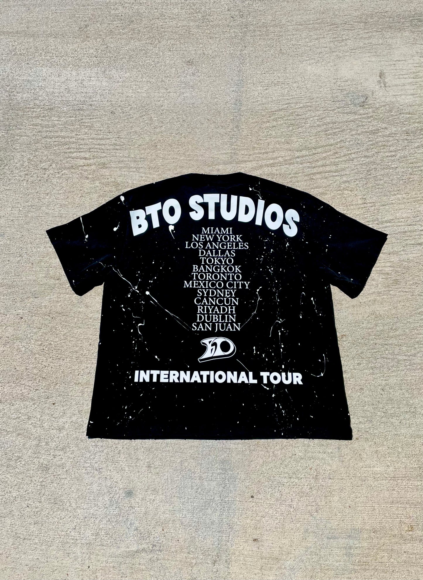 BTO “INTLT” T-shirt